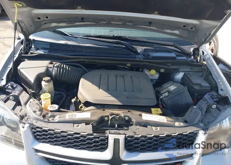 2019 Dodge Grand Caravan Gt z USA, uszkodzony, nr VIN 2C4RDGEG6KR787037